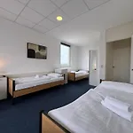 Thuja Karlsruhe-neureut By Kurzzeit Apartmán *