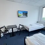 Thuja Karlsruhe-neureut By Kurzzeit Apartmán