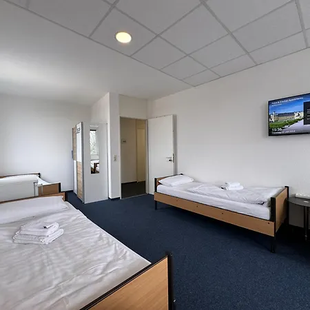 Thuja Karlsruhe-neureut By Kurzzeit * Karlsruhe