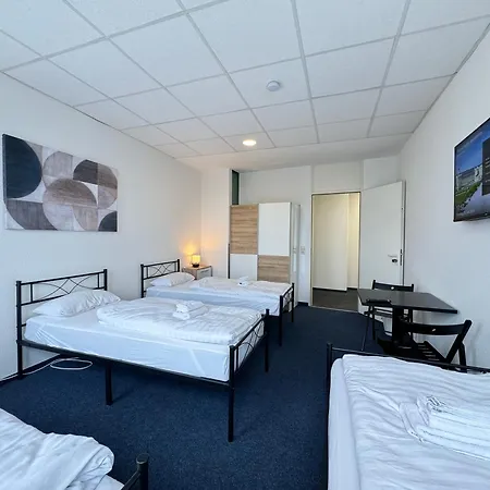 Thuja Karlsruhe-neureut By Kurzzeit Apartment