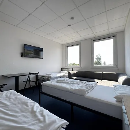 Thuja Karlsruhe-neureut By Kurzzeit Apartman Karlsruhe