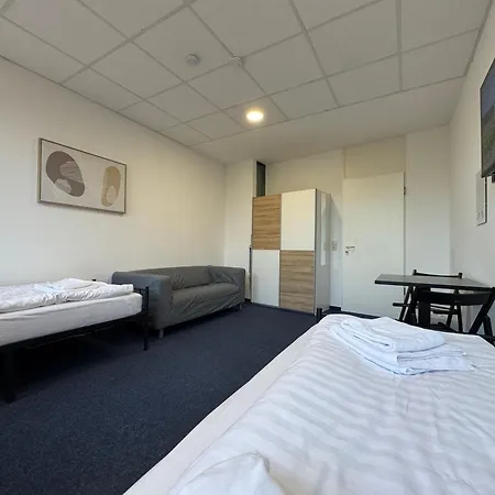 Thuja Karlsruhe-neureut By Kurzzeit * Karlsruhe