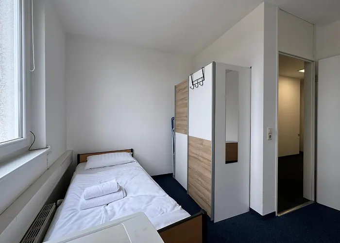 Thuja Karlsruhe-neureut By Kurzzeit Appartamento *