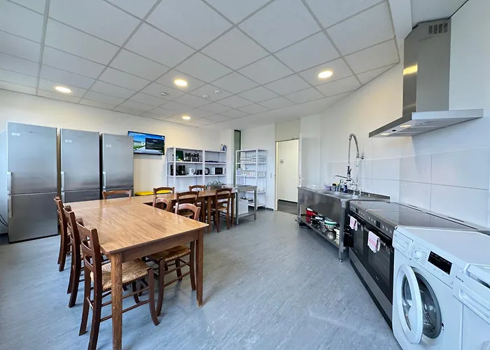 Thuja Karlsruhe-neureut By Kurzzeit * Karlsruhe