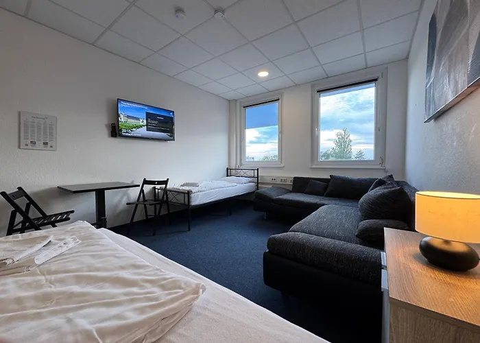 Thuja Karlsruhe-neureut By Kurzzeit Appartamento *